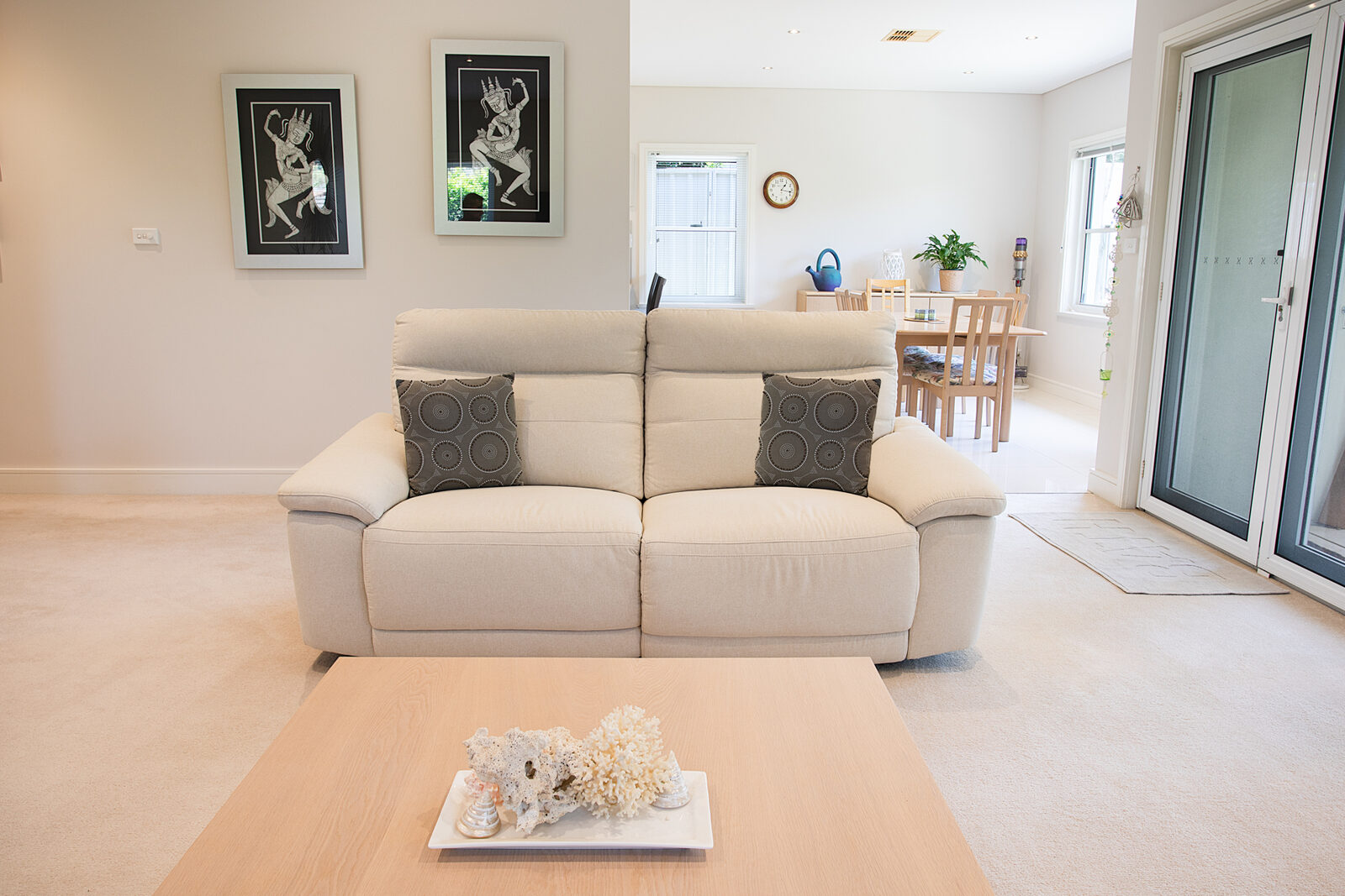Stylish Coastal Retreat — 5 Min to Cronulla Beach — photo 3